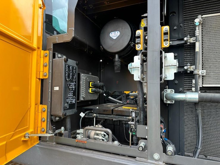 volvo-ec250e-lr-image-40