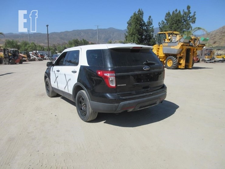 2014-ford-explorer-image-4