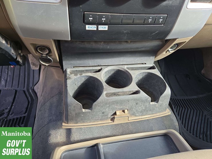 2011-dodge-3500-image-25