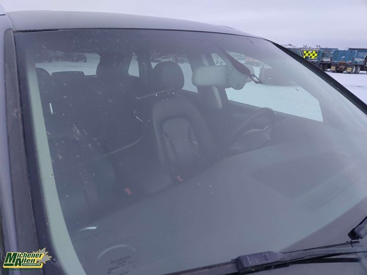 2012-audi-q5-image-32