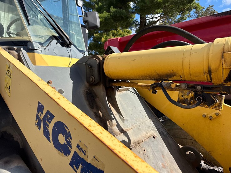 komatsu-wa320-image-18
