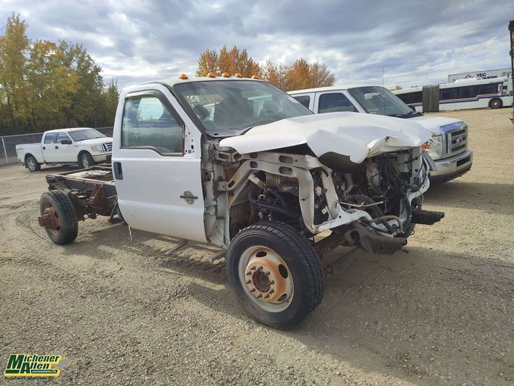2011-ford-f550-image-4