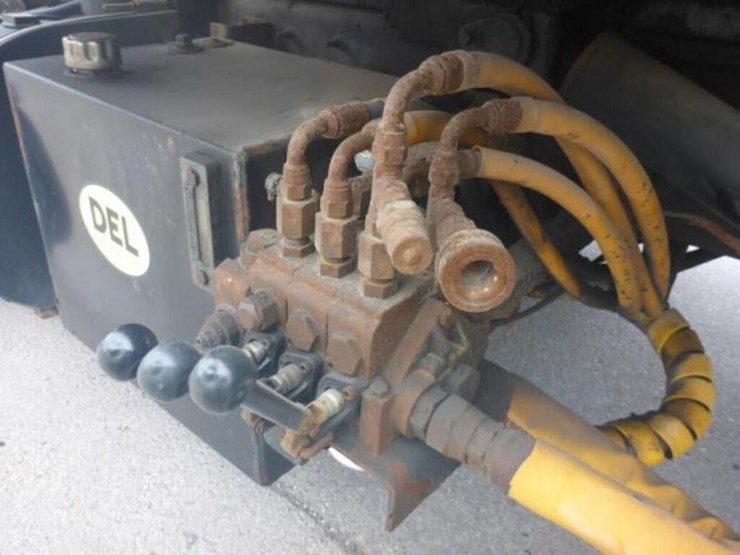 2018-kenworth-t370-image-36