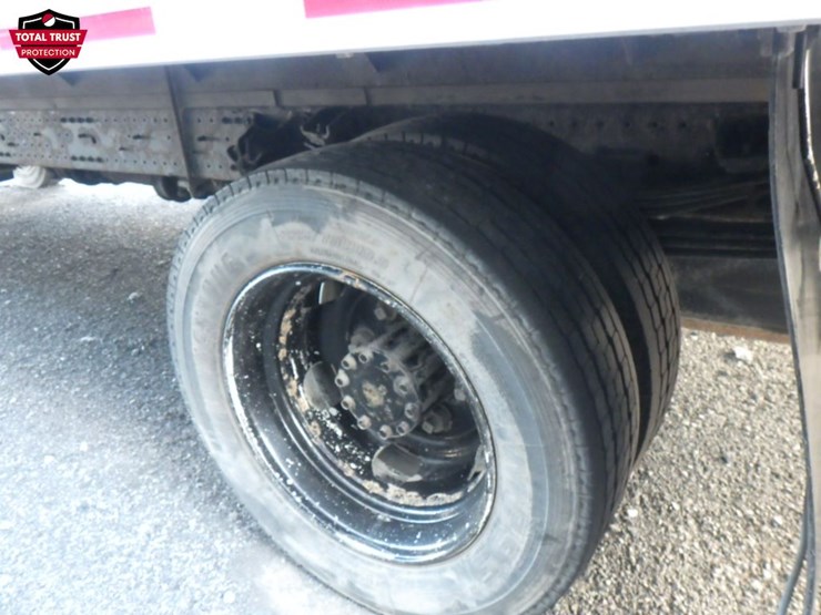 2020-hino-195-image-9