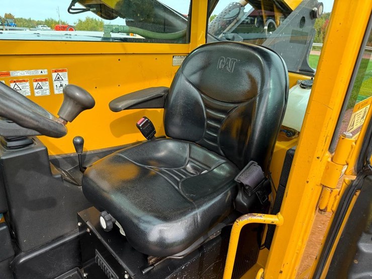 2007-caterpillar-tl943-image-37