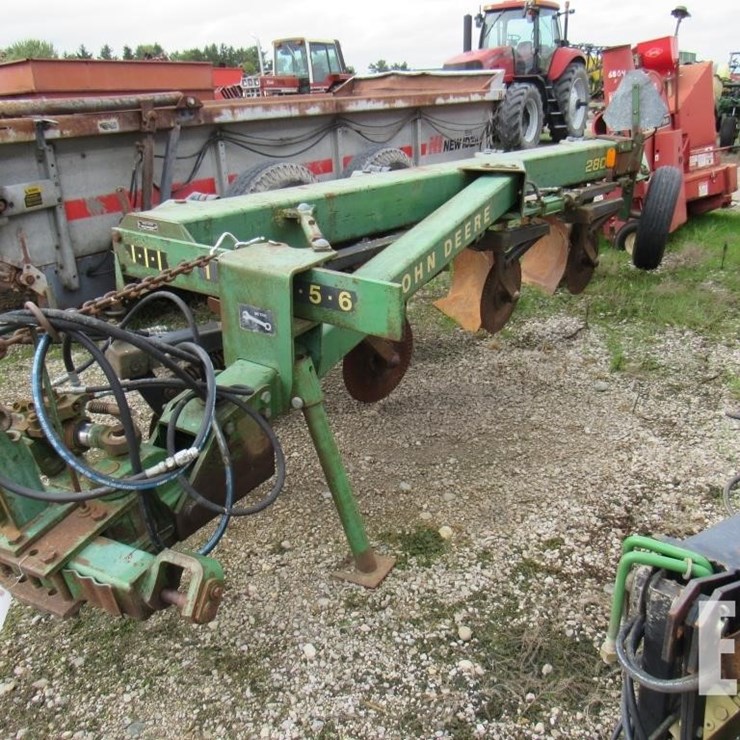 JOHN DEERE 2800