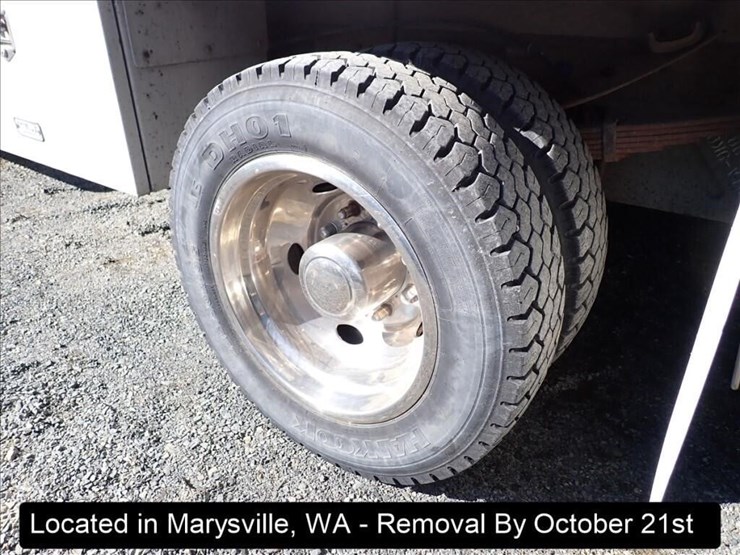1999-ford-f550-image-18