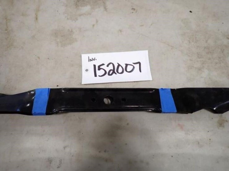 qty-of-2-21"-lawn-mower-blades-image-2