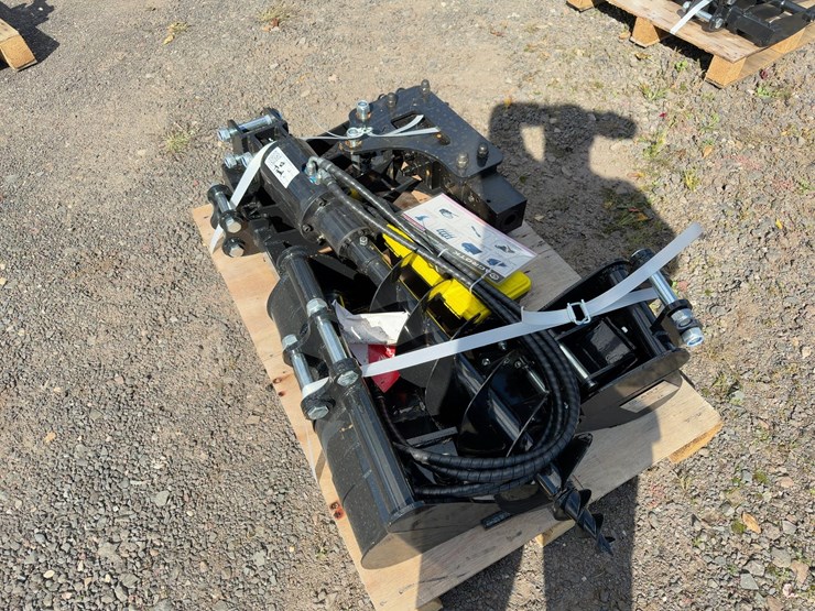 quantity-of-mini-excavator-attachments-image-2
