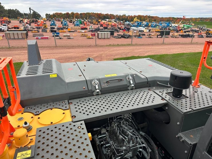 volvo-ec250e-lr-image-49