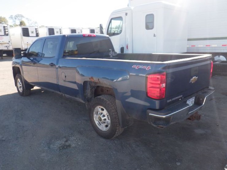 2021-chevrolet-2500-image-11