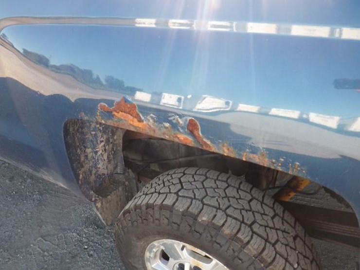 2021-chevrolet-2500-image-12