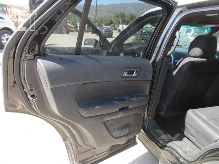 2014-ford-explorer-image-14