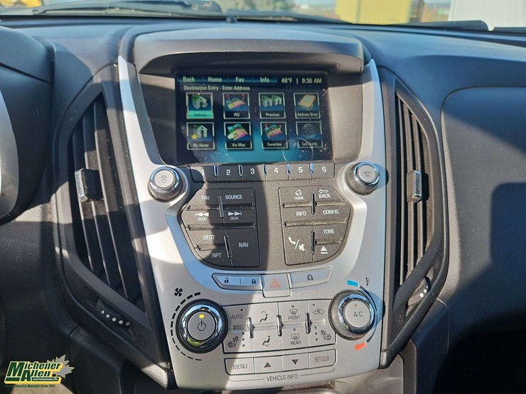 2012-chevrolet-equinox-lt-image-20
