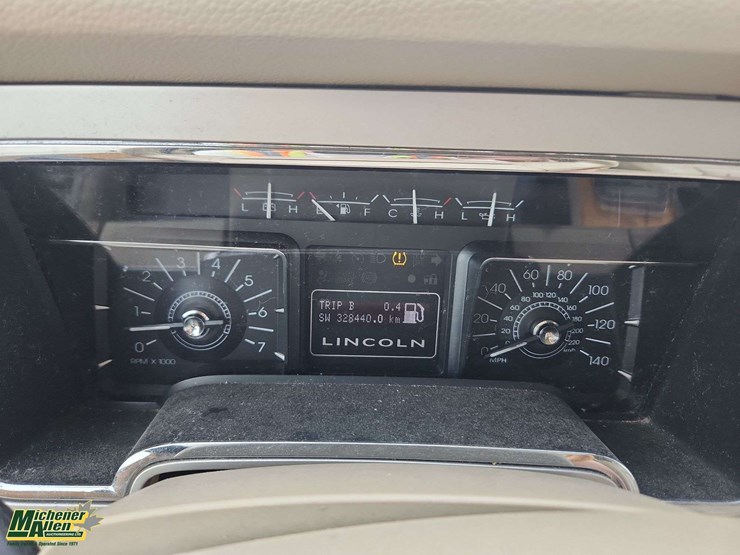 2008-lincoln-navigator-l-image-34