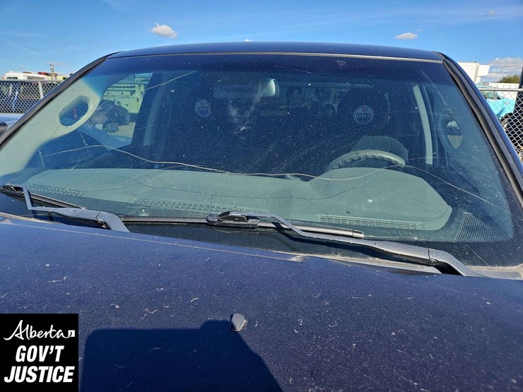 2019-ram-1500-classic-image-17