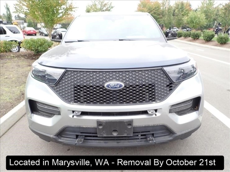 2020-ford-explorer-image-14