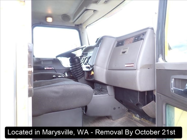 2008-kenworth-t300-image-11