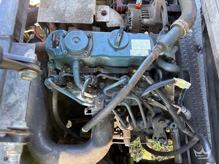 2019-club-car-carryall-1500-4x4-diesel-utility-cart-image-19