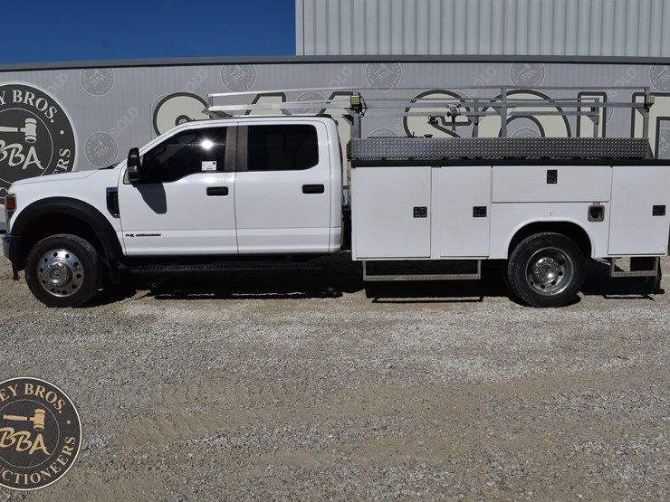 2020-ford-f550-xl-image-3