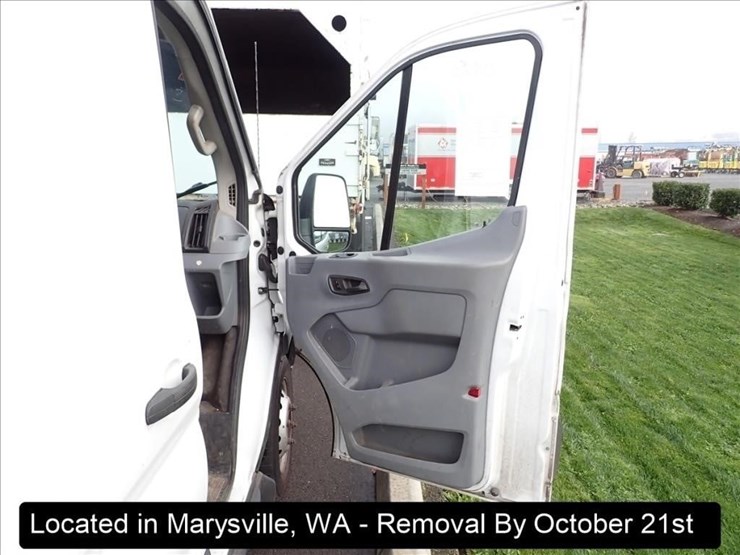 2016-ford-transit-image-13