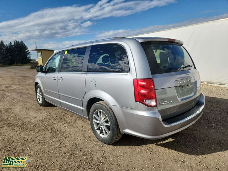 2014-dodge-grand-caravan-se-image-3