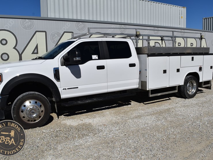 2020-ford-f550-xl-image-10