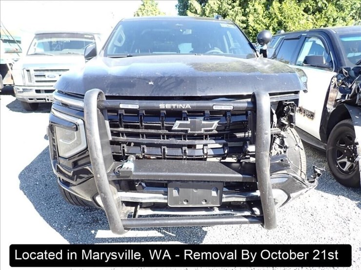 2025-chevrolet-tahoe-image-16