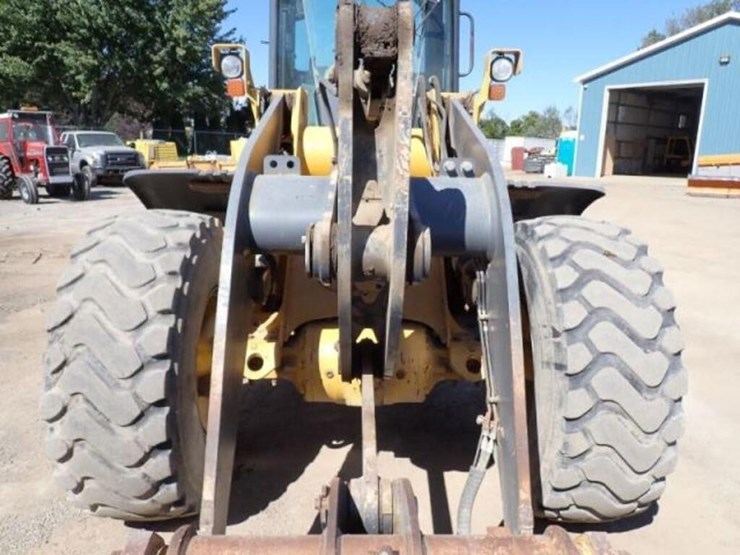 2015-deere-544k-image-30