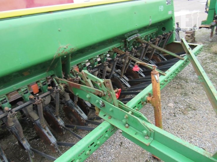 john-deere-8300-image-8
