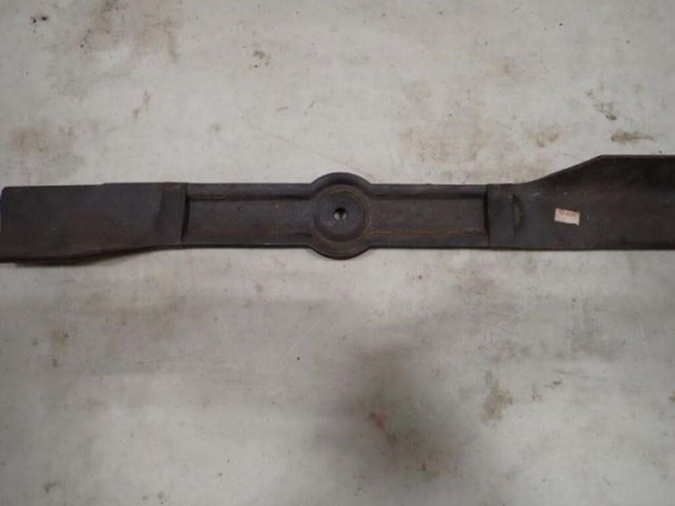 qty-of-(2)-21.5-in.-lawn-mower-blades-image-1