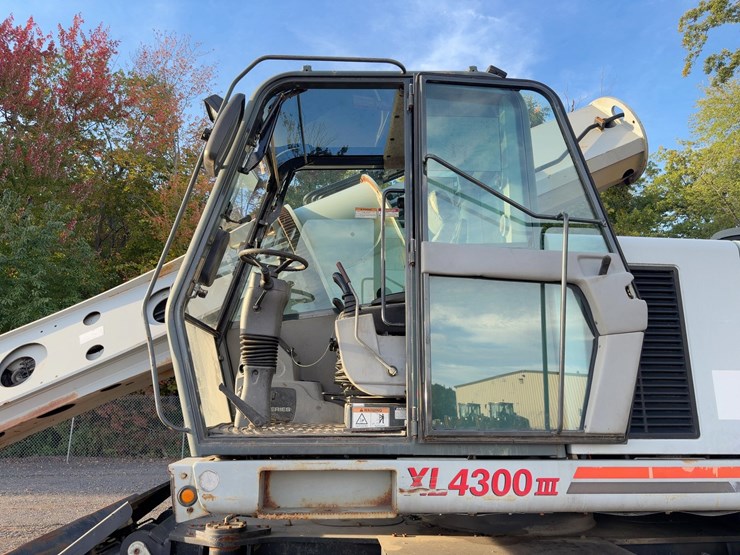2008-gradall-xl4300-iii-image-23