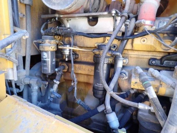 2015-deere-544k-image-62