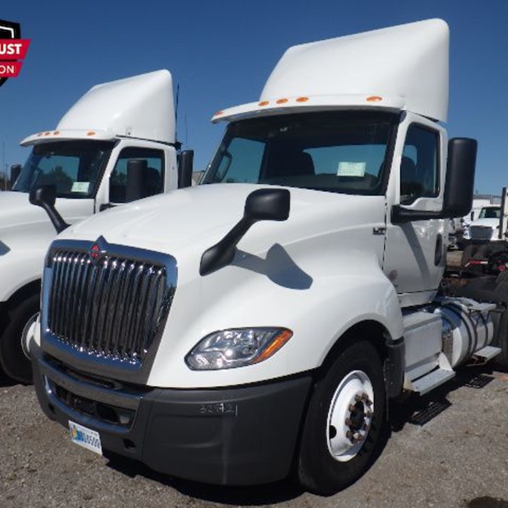 2019 INTERNATIONAL LT