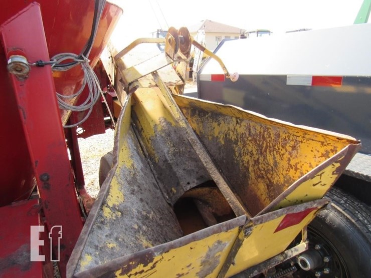 355-new-holland-355-image-17