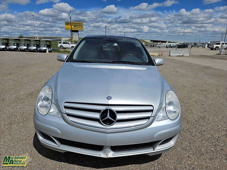 2006-mercedes-benz-r-class-r350-awd-4dr-wagon-image-8
