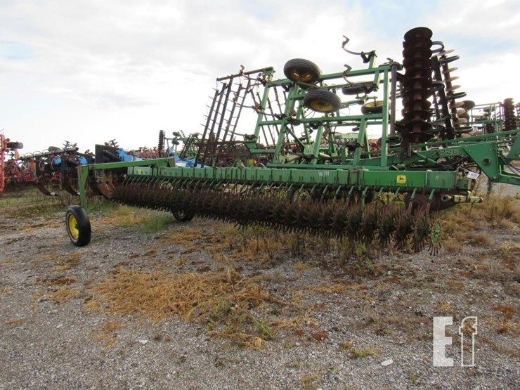 400-john-deere-400-image-1
