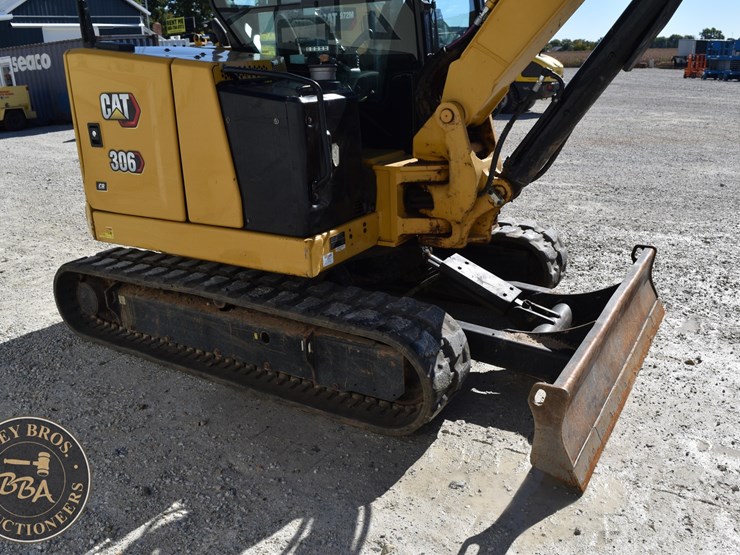 2023-caterpillar-306cr-image-30