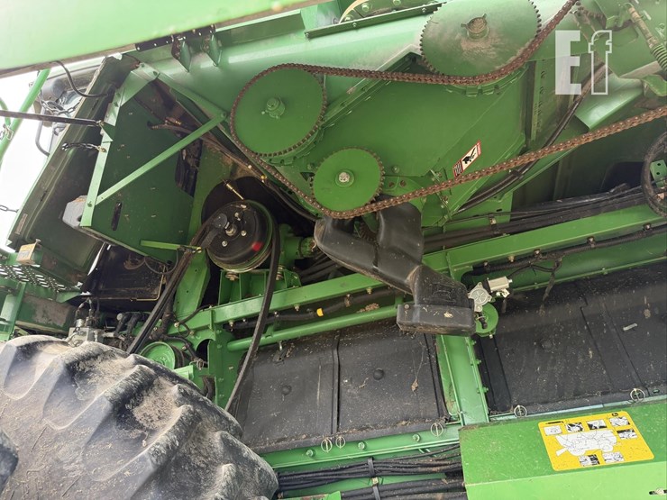 2009-john-deere-9770-sts-image-23