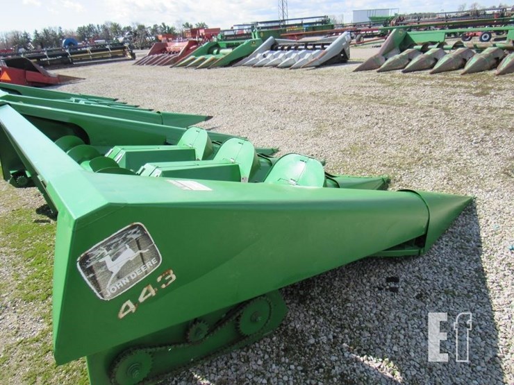 john-deere-443-image-1