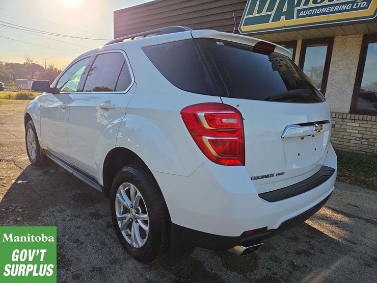 2017-chevrolet-equinox-image-4
