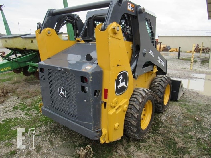 2023-deere-318g-image-11