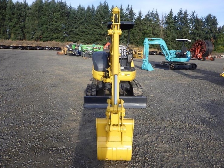 komatsu-pc35mr-1-image-8
