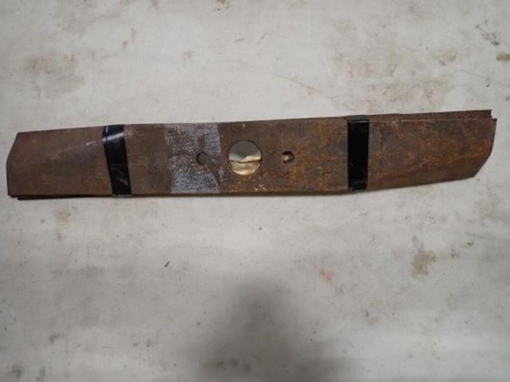 qty-of-(3)-17.25-in.-lawn-mower-blades-image-1
