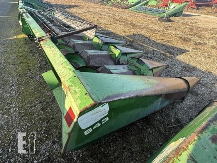 1988-john-deere-643-image-11