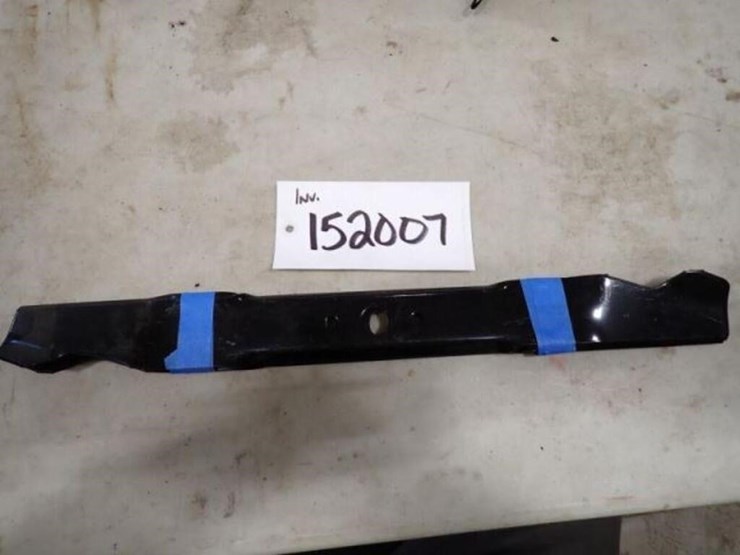 qty-of-2-21"-lawn-mower-blades-image-1