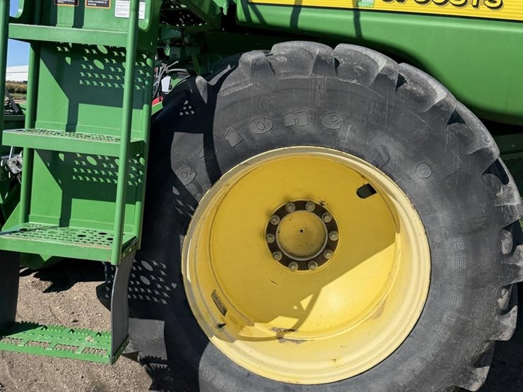 john-deere-9750-sts-image-12