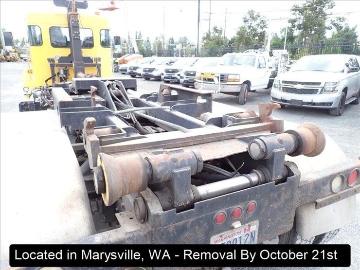 2008-kenworth-t300-image-2