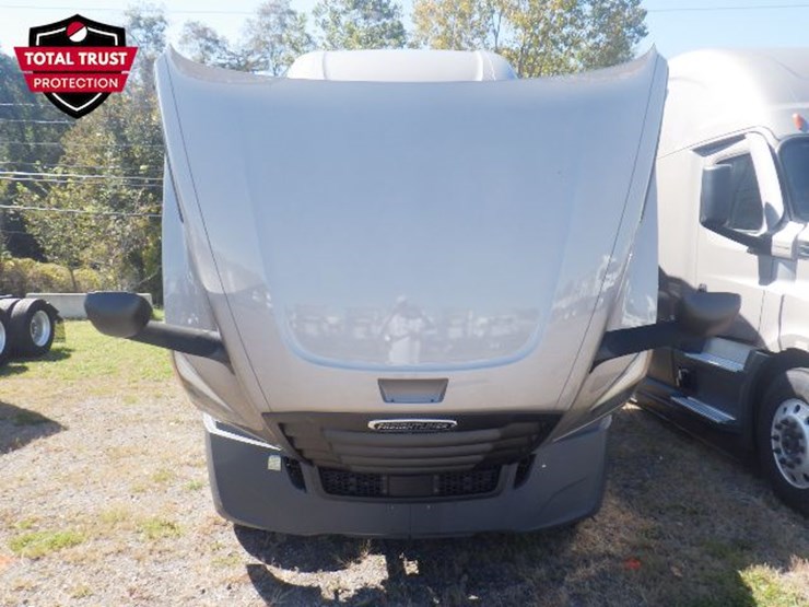 2024-freightliner-cascadia-126-image-25