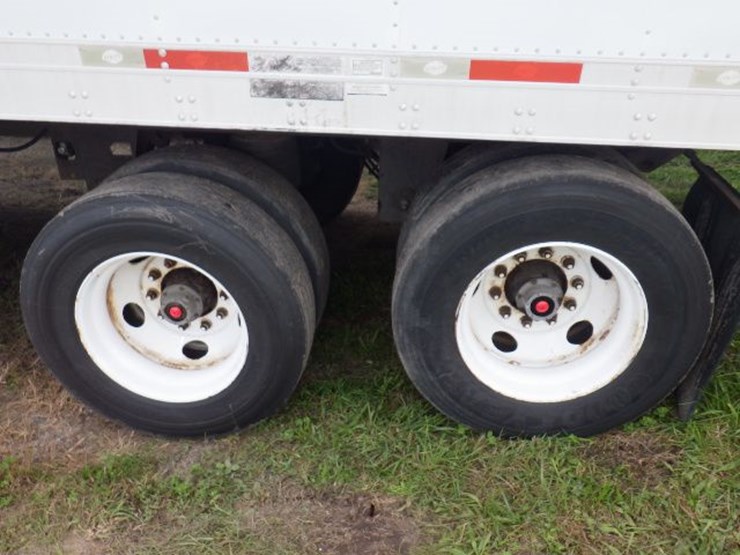 2010-utility-reefer-image-18